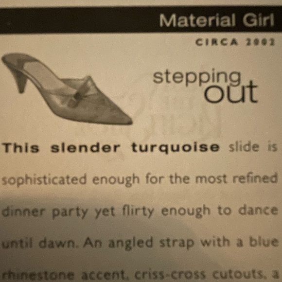 Just the Right Shoe by Raine - Picture 4 of 15